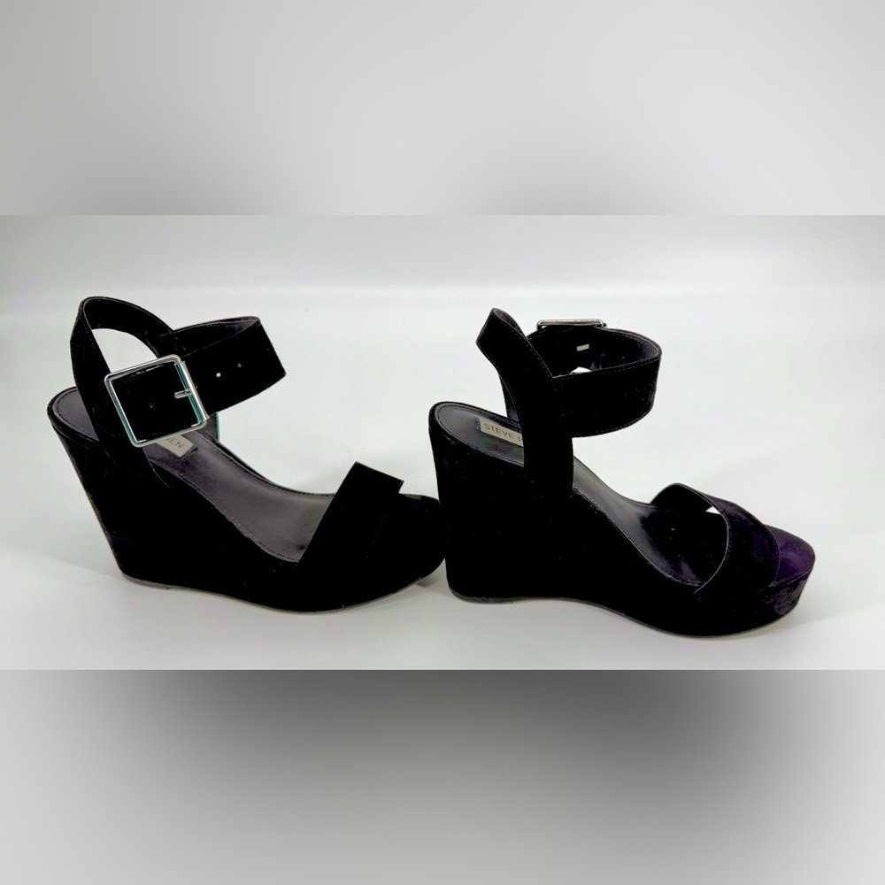 Steve Madden Elegant Black Wedge Heels - Picture 11 of 12
